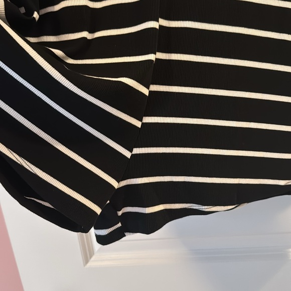 Women’s Talulah size Medium Black and White Shorts Romper - Picture 3 of 7